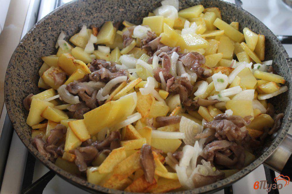 Жареные маслята: 4 фото-рецепта — со сметаной, картошкой, луком, на зиму