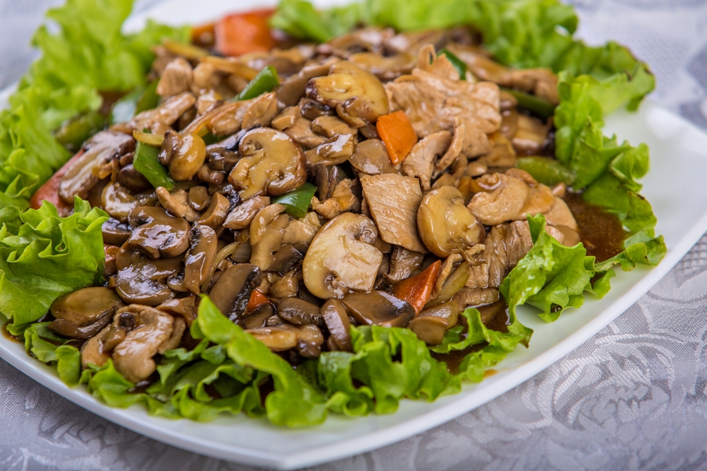 Салат с ветчиной и грибами - 13 рецептов очень вкусных салатов