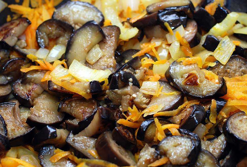 Салат из баклажанов с грибами и луком пошаговый рецепт