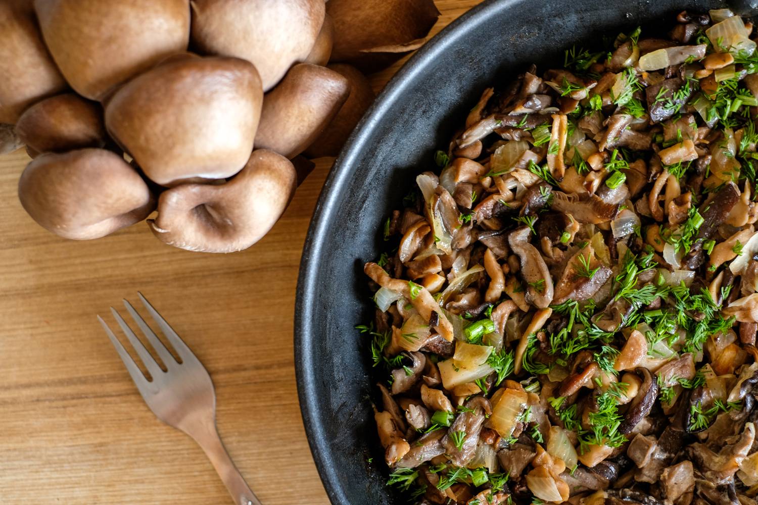 Сколько жарить грибы на сковороде