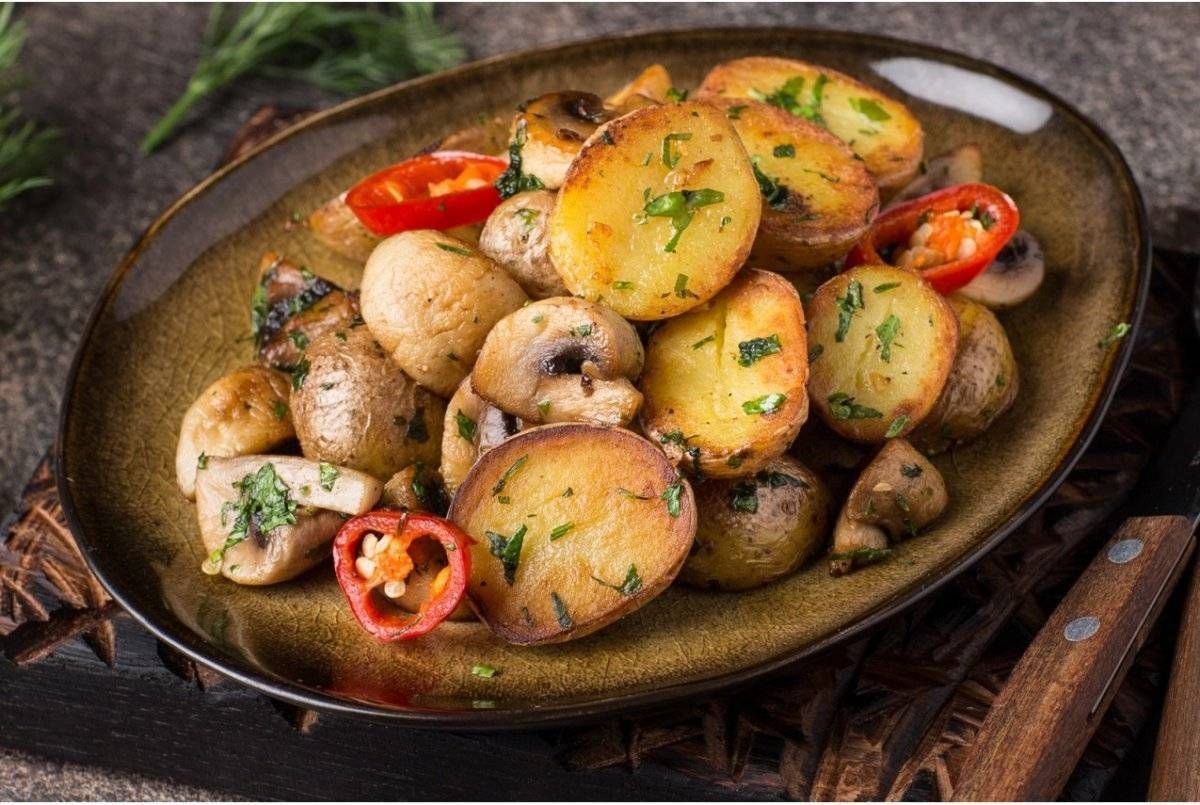 Белый гриб с картошкой: как приготовить сухие или жареные на сковороде