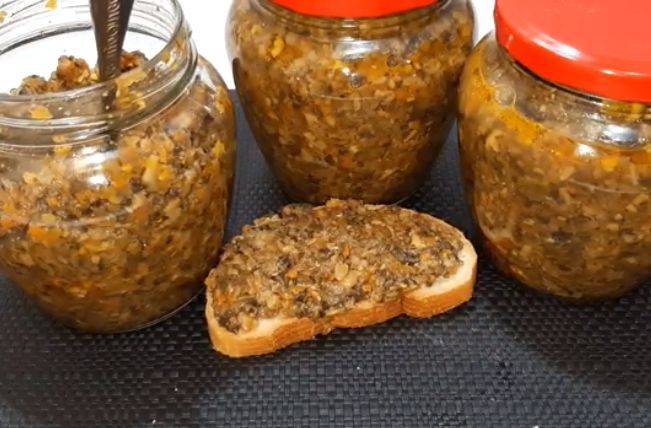 Грибная икра из вареных грибов: самый вкусный рецепт с фото