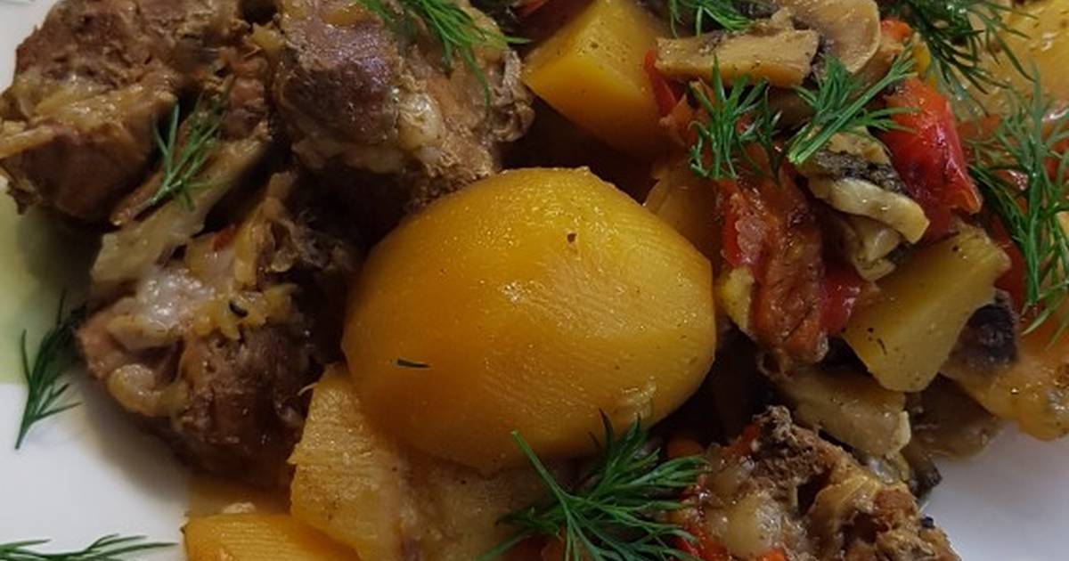 Жаркое в казане с картошкой и свининой, овощами, грибами, капустой. рецепт с фото